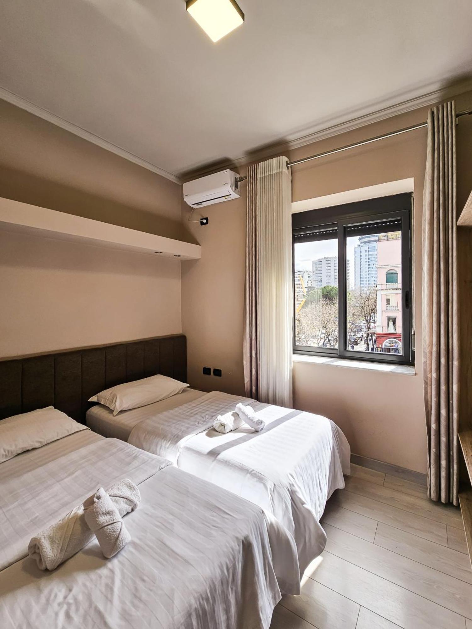 Sunflower Twin Room Tiranë Ngoại thất bức ảnh